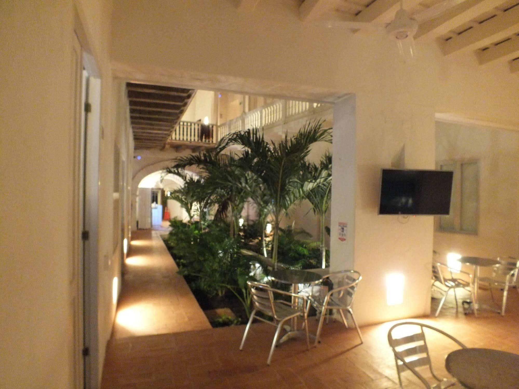 Hostal Casa Escallon Cartagena Екстериор снимка
